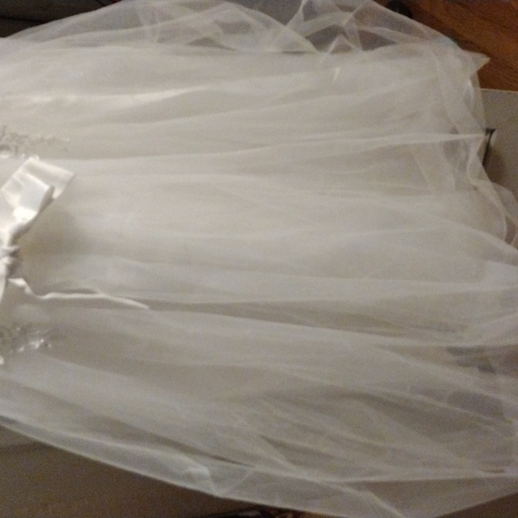 Communion Flower Girl White Formal Dress Size 150 or 12 - Picture 4 of 5
